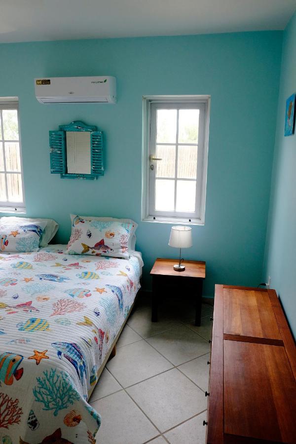 Villa Olivia Poolside Kralendijk  Luaran gambar