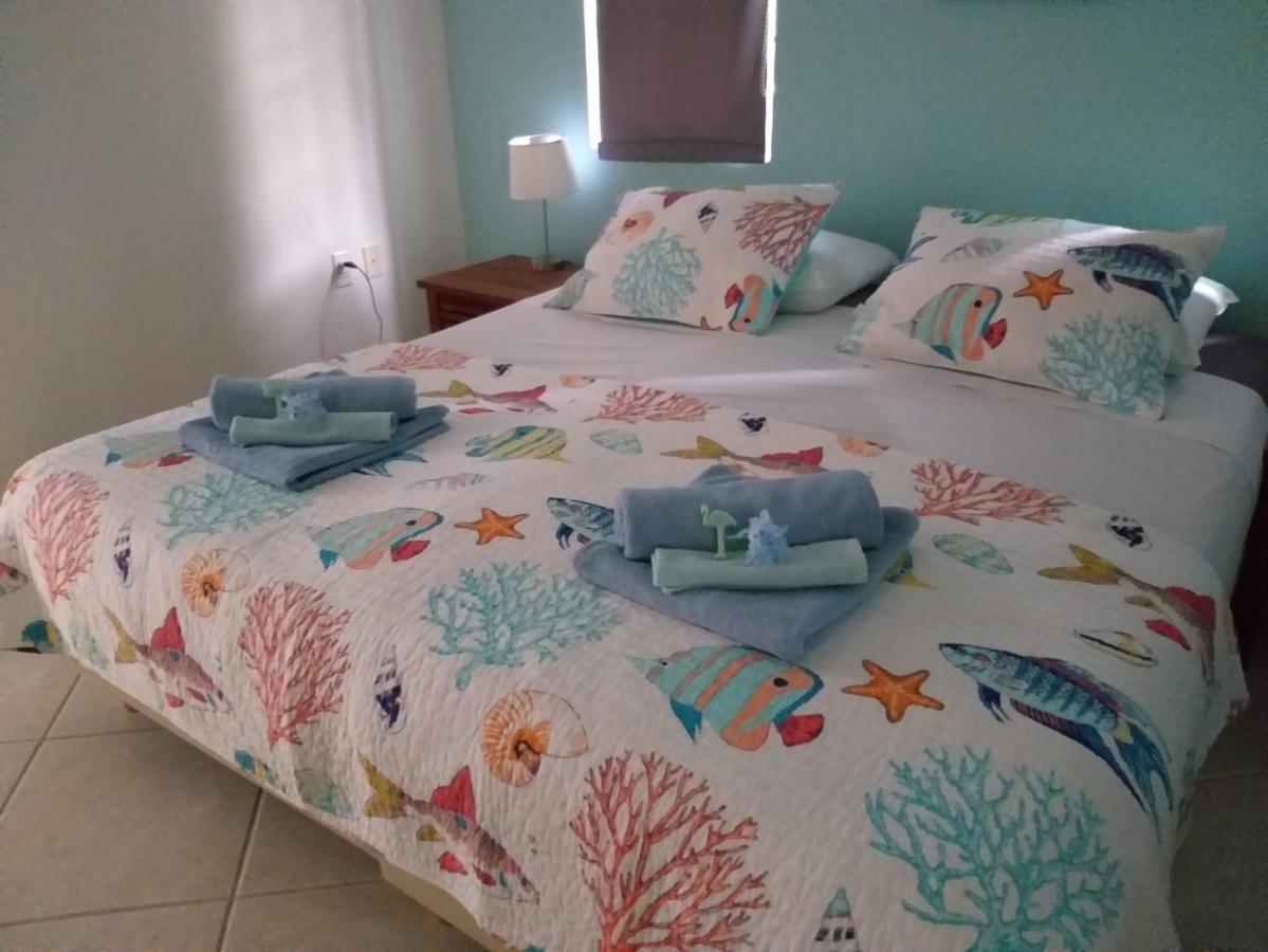Villa Olivia Poolside Kralendijk  Luaran gambar